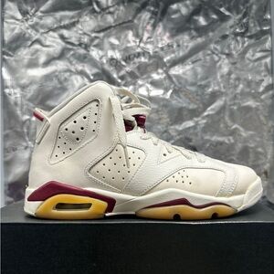 Air Jordan Retro 6 Maroon